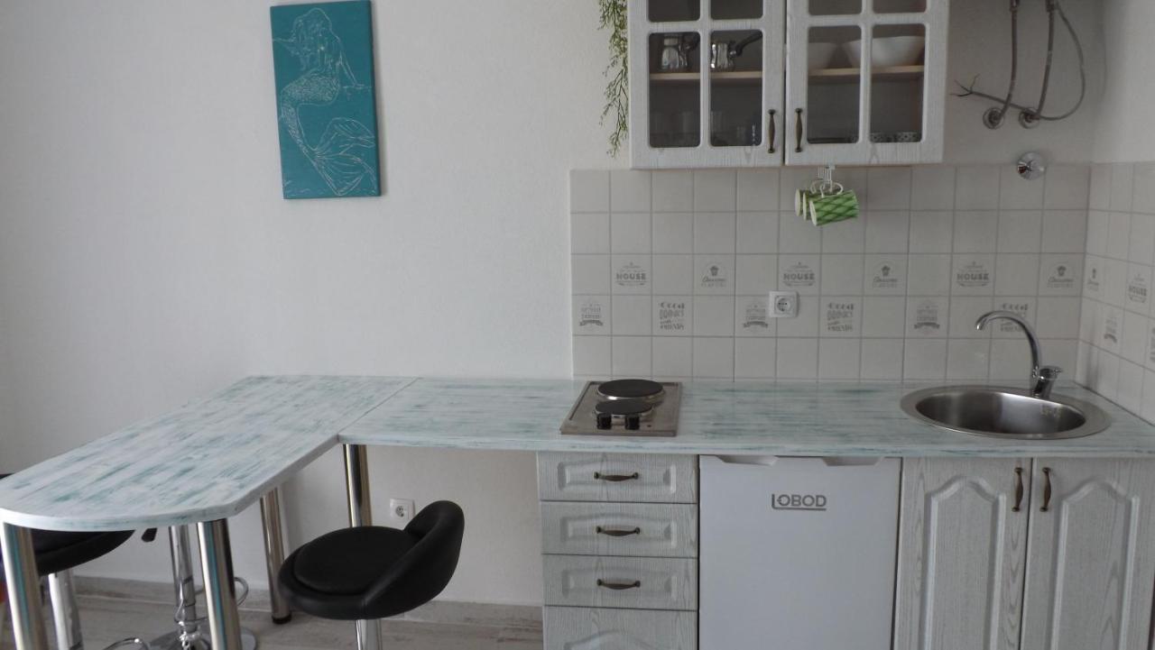 Lustica Apartments ภายนอก รูปภาพ